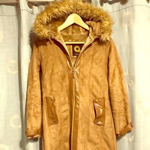 Akademiks coat. Size small women’s/14 in kids.